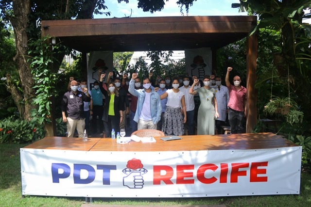 Pré-candidatos do PDT declaram apoio a Túlio Gadêlha no Recife