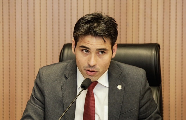 João Paulo Costa anuncia entrada na base de Paulo Câmara