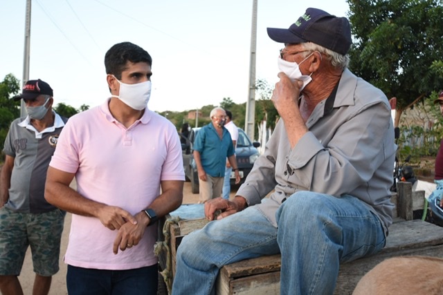 Lessa busca melhorias para a zona rural de Caruaru