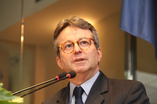 João da Costa quer recuperação de escadarias nos morros do Recife