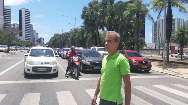 Feitosa critica trânsito do Recife e promete acabar com “indústria de multa”
