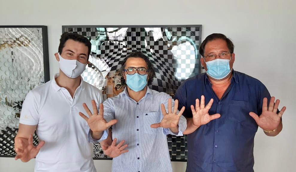 Em São Vicente Férrer, Clodoaldo oficializa apoio a Jadiel Lopes