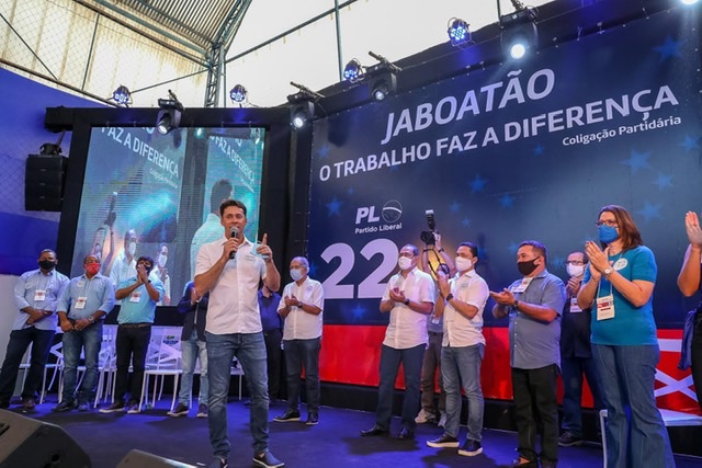 Em Jaboatão, Anderson Ferreira é oficializado em convenção