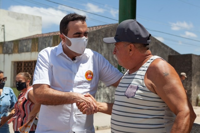 Marcelo Gomes visita zona rural de Caruaru