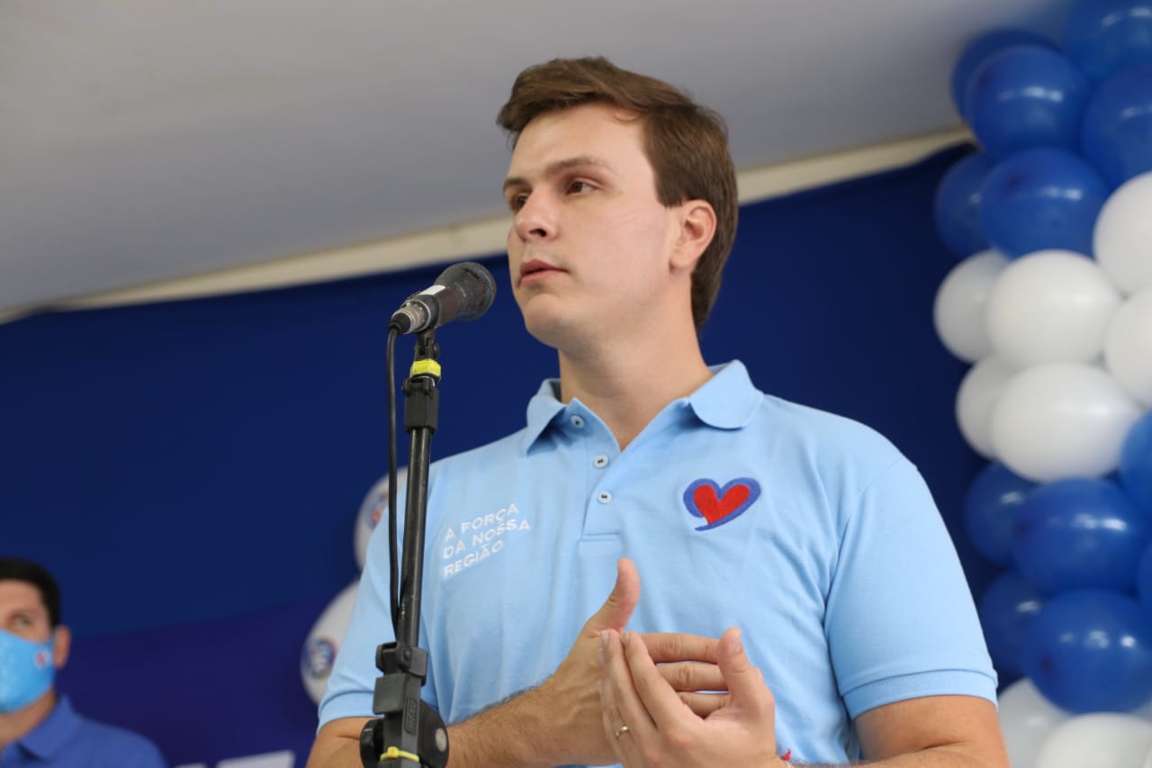 Em Petrolina, candidata da oposição declara apoio a Miguel Coelho