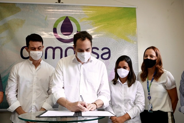 Paulo assina convênio para melhorar abastecimento de água em Orobó
