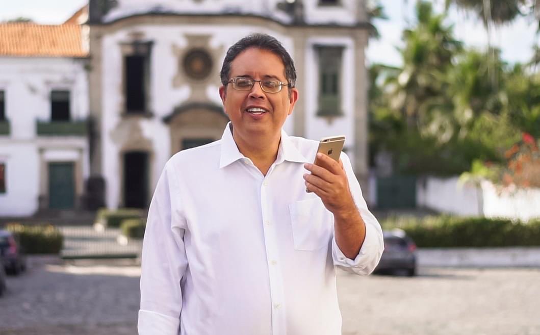Em Olinda, Celso Muniz anuncia doação do salário caso seja eleito