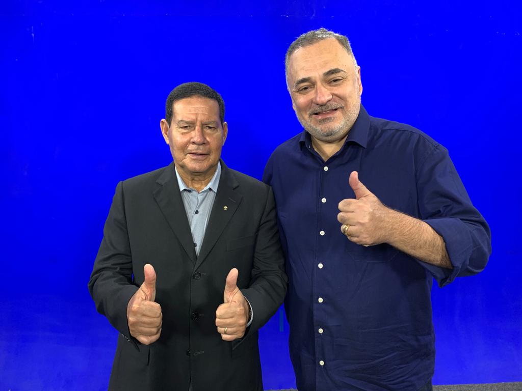 Marco Aurélio cumpre agenda com vice-presidente Mourão em Brasília