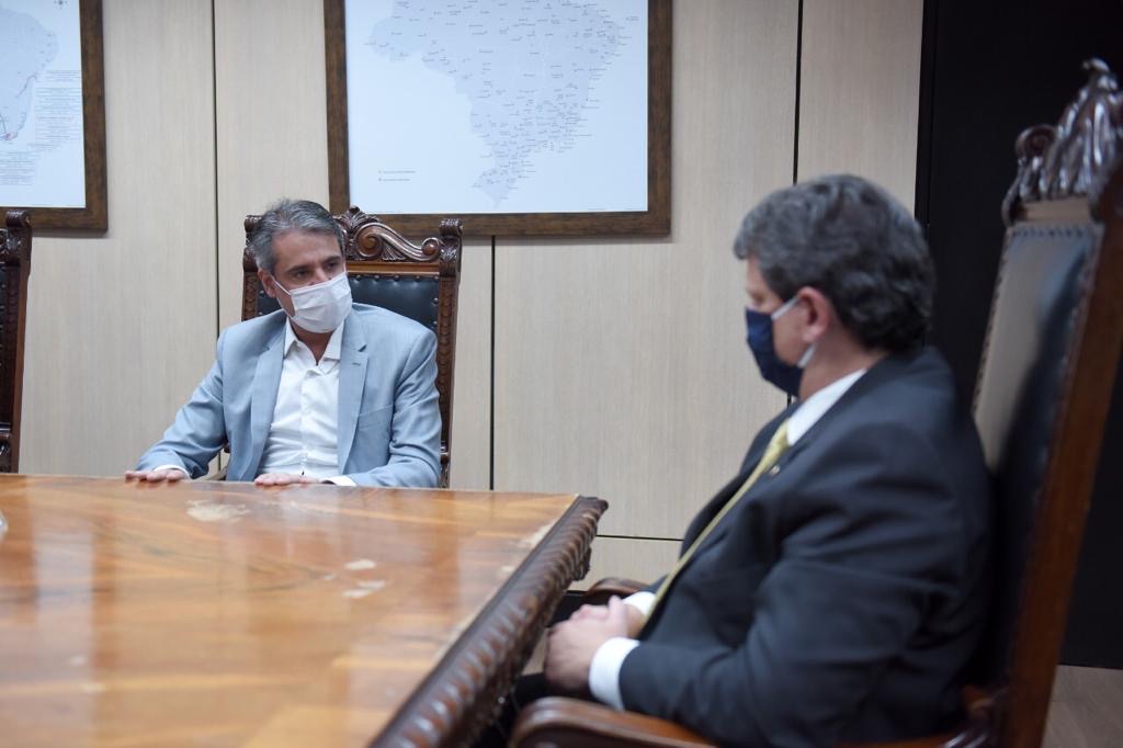 Fernando Monteiro apresenta demandas de Pernambuco ao ministro da Infraestrutura