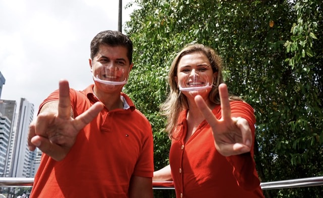 Marília caminha em Brasília Teimosa e faz carreata na Zona Oeste