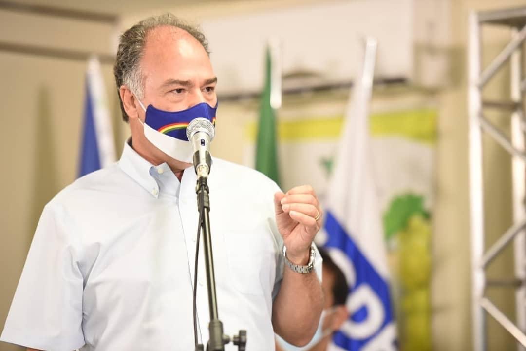 Líder do governo Bolsonaro reafirma apoio a Mendonça Filho