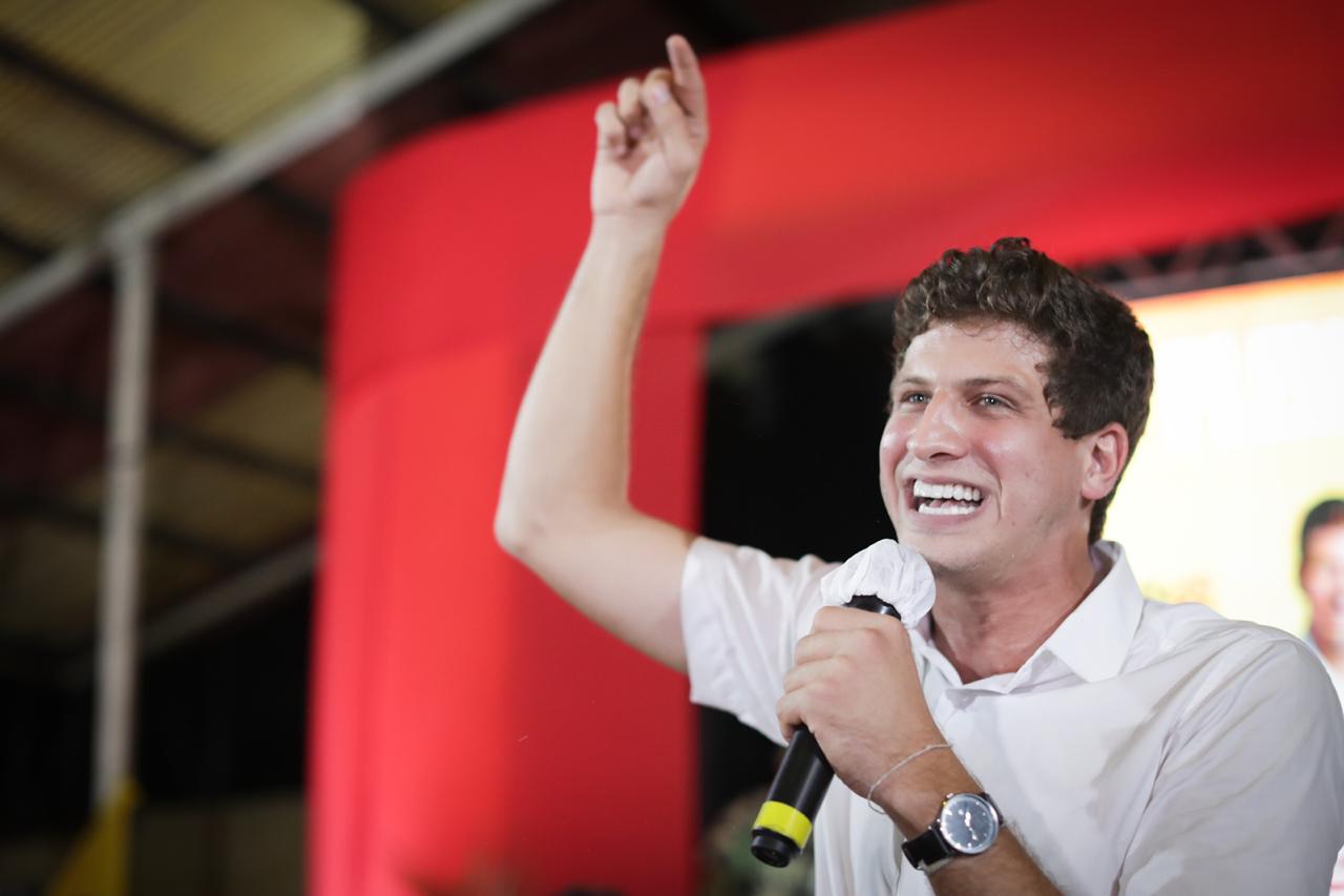 RealTime Big Data: João Campos lidera com 32% no Recife