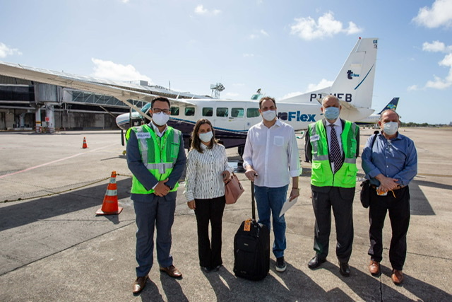 Paulo Câmara participa de voo inaugural entre Recife e Serra Talhada