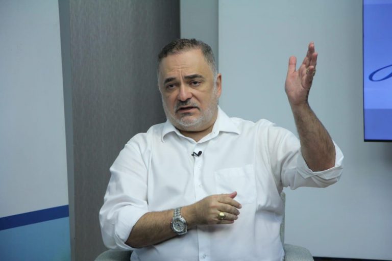 Marco Aurélio declara apoio a Delegada e pede união da oposição