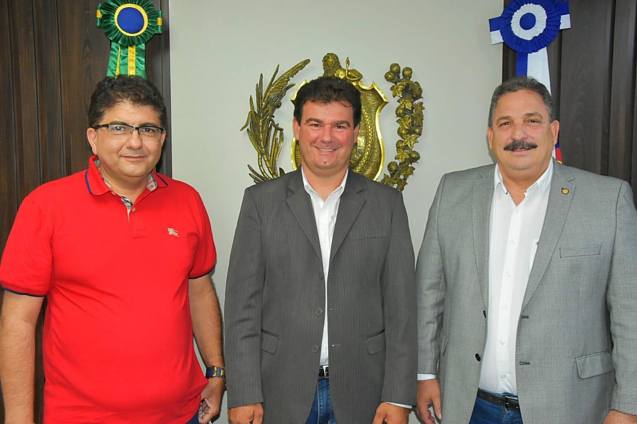 Presidente da Alepe se reúne com Gildo Dias, prefeito eleito de Sairé