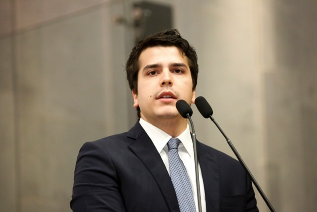 Antonio Coelho assume Liderança da Oposição na Alepe