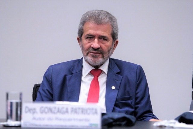 Gonzaga Patriota lamenta decisão do TJPE de fechar 43 Comarcas