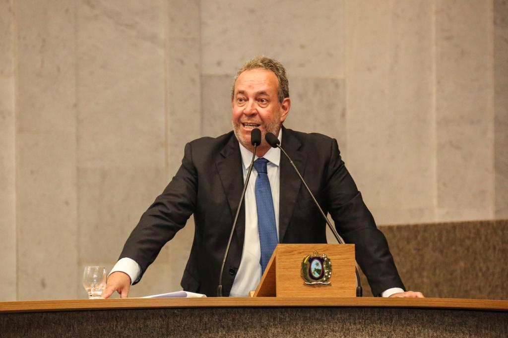 Álvaro Porto vê estranheza em conduta de Eriberto Medeiros