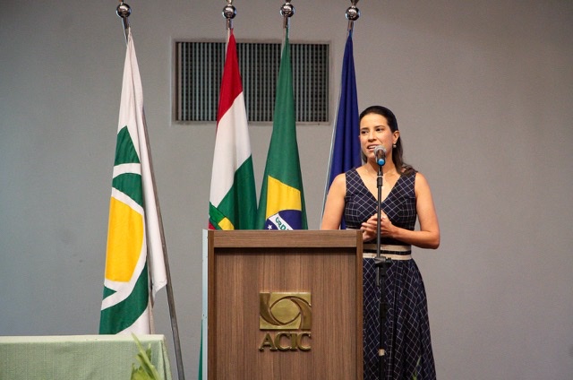 Raquel Lyra prestigia posses das diretorias da ACIC e FACEP