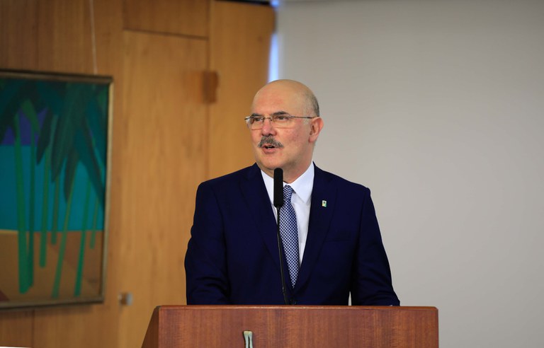 MEC define data para retorno das aulas nas universidades