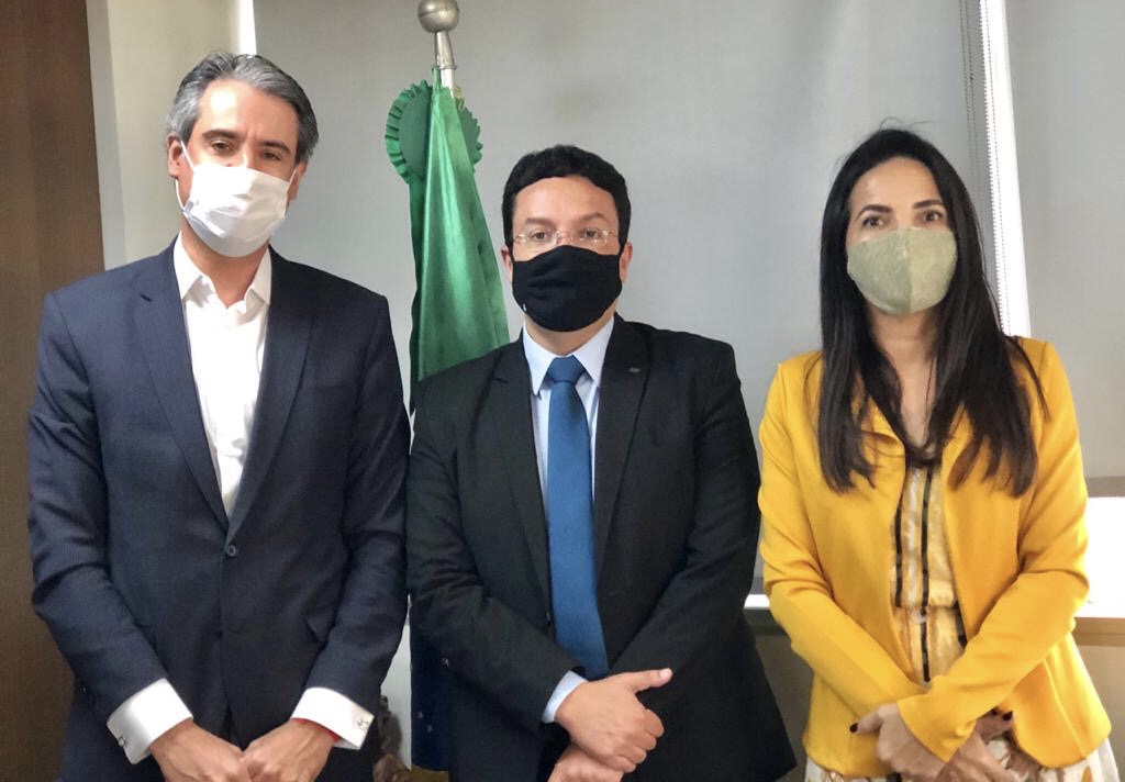 Deputado articula recursos para escola e pavimentação em Dormentes