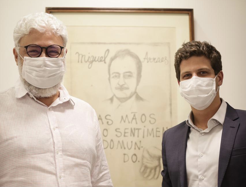 João Campos anuncia renúncia ao cargo de deputado federal