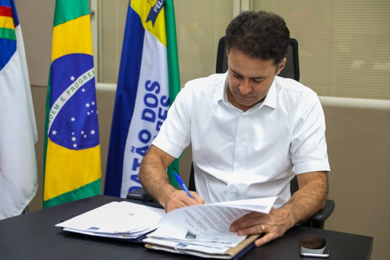 Jaboatão antecipa parcela do 13º e injeta R$ 21,8 milhões na economia