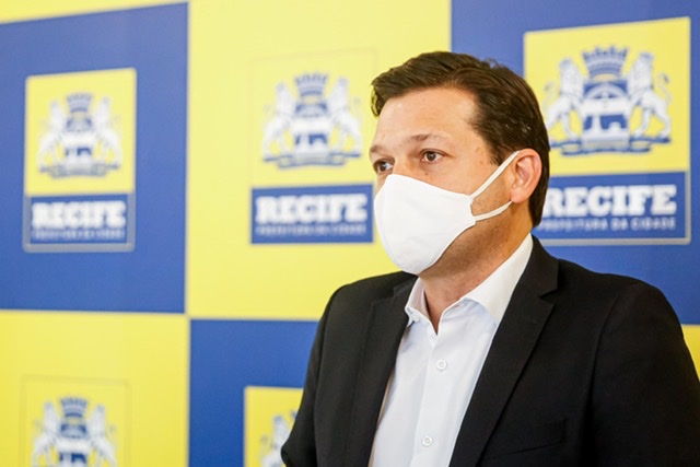 Geraldo Julio sanciona Plano Diretor do Recife