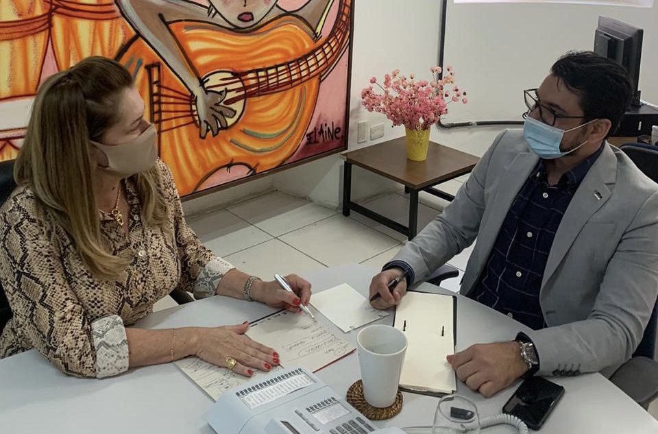 Deputada comemora reabertura da Agência do Trabalho em Araripina