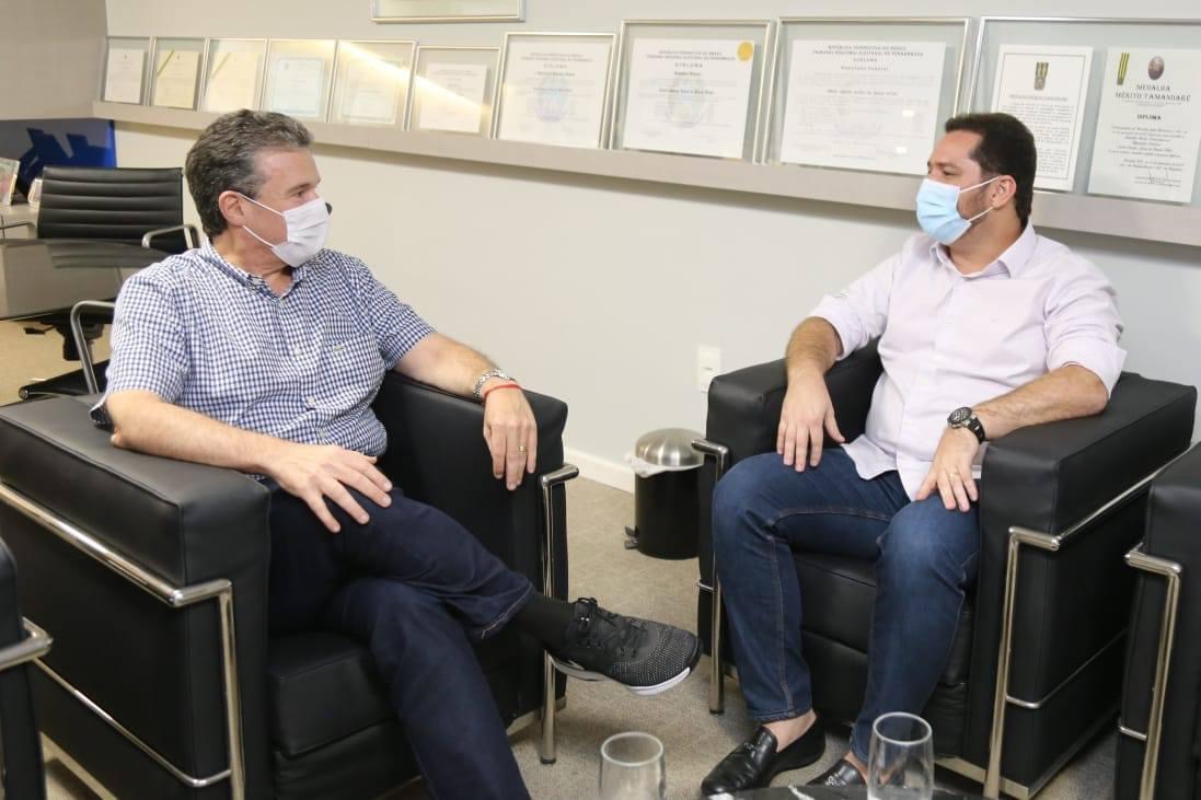 André de Paula na torcida por Romerinho Jatobá