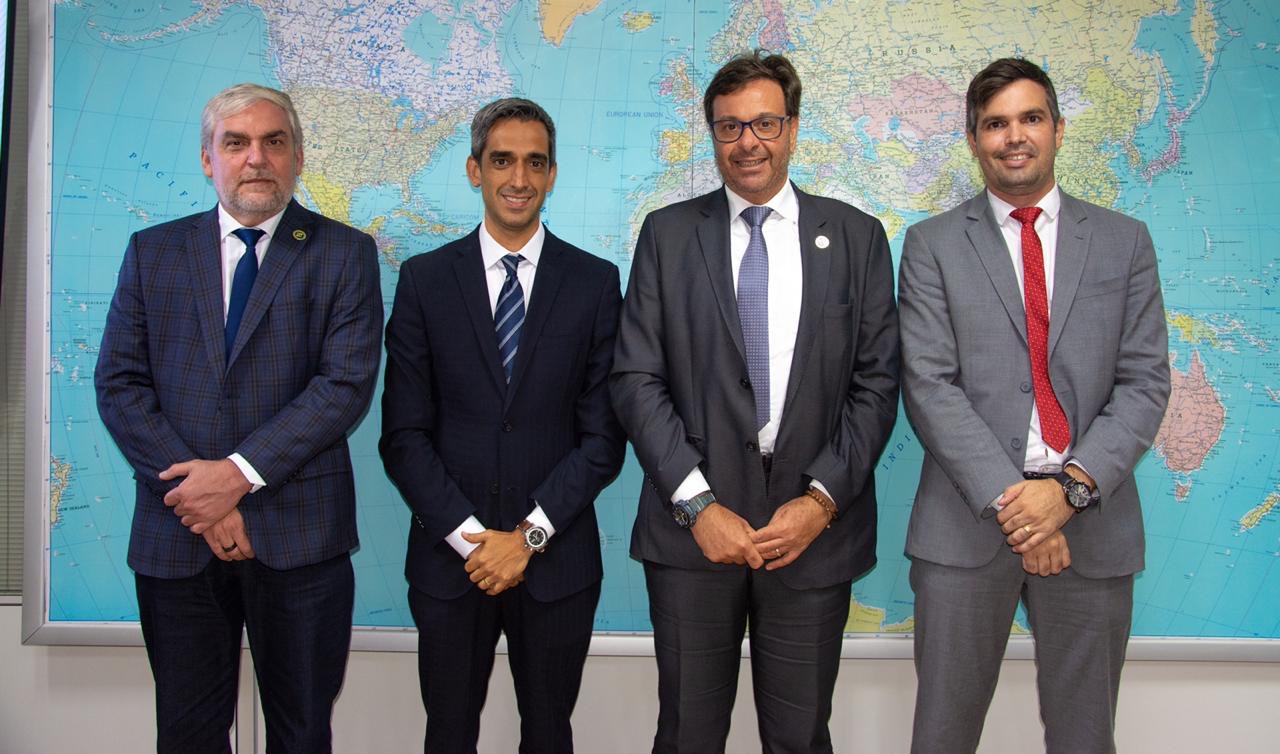 Fábio Aragão se reúne com presidente da Embratur em Brasília