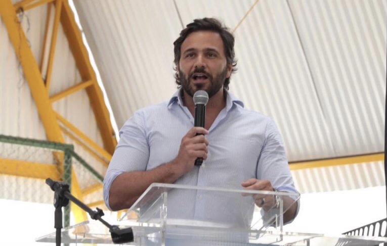 Emenda de Rodrigo Novaes viabiliza ambulância para Itacuruba