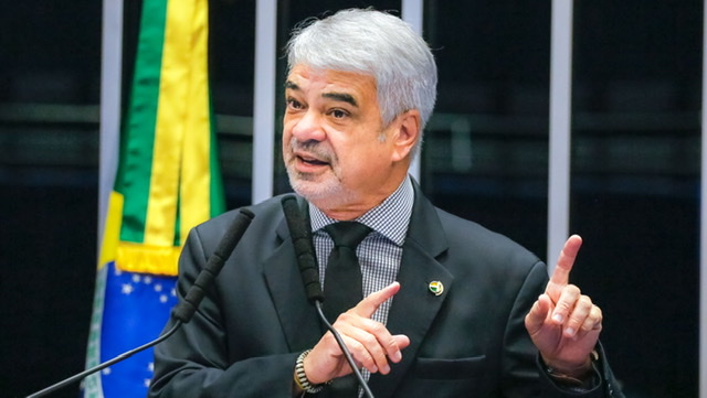 Humberto critica a suspensão dos exames de HIV e hepatite C