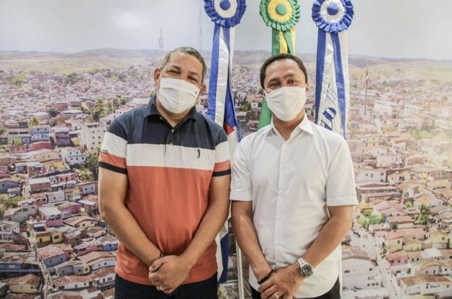 André Ferreira anuncia R$ 2 milhões para hospital do Cabo