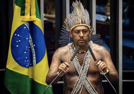 Cacique Marquinhos é acusado de atuar na Prefeitura de Pesqueira