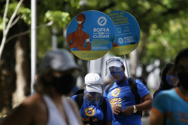Parques e praias do Recife recebem ações contra a Covid-19