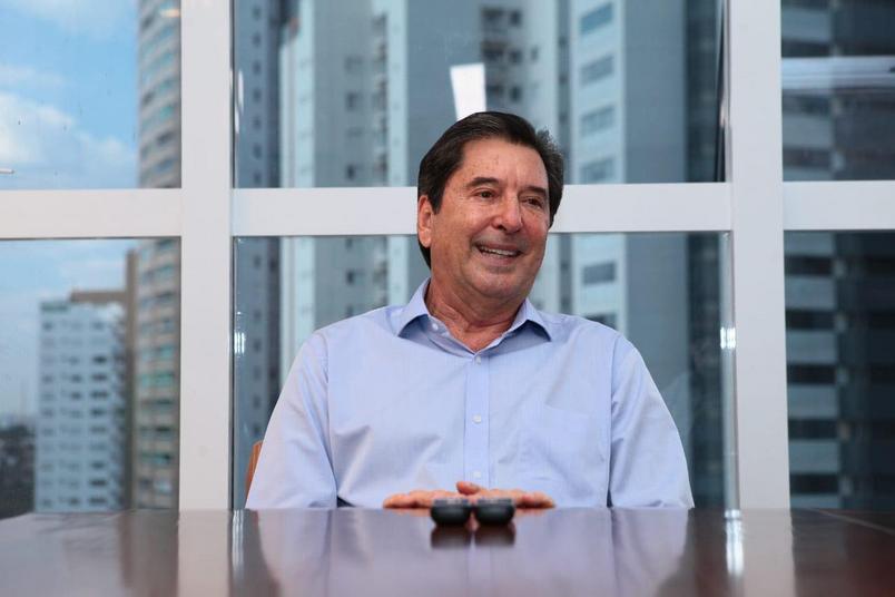 Prefeito licenciado de Goiânia morre vítima de Covid-19