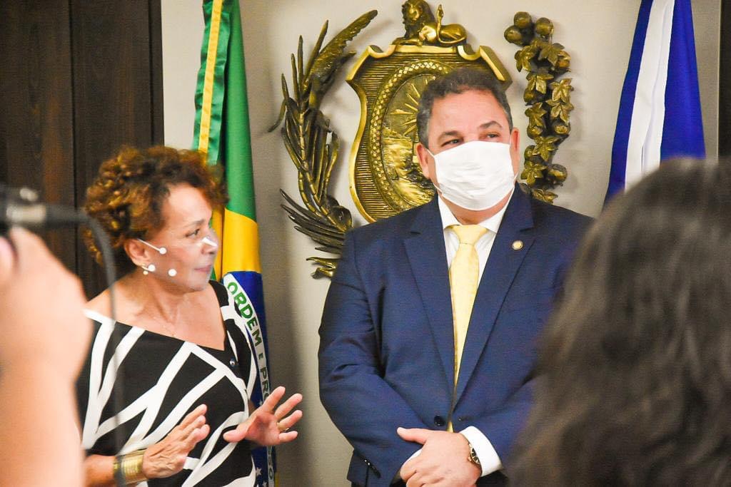 Eriberto destaca importância do retorno de Laura à Alepe