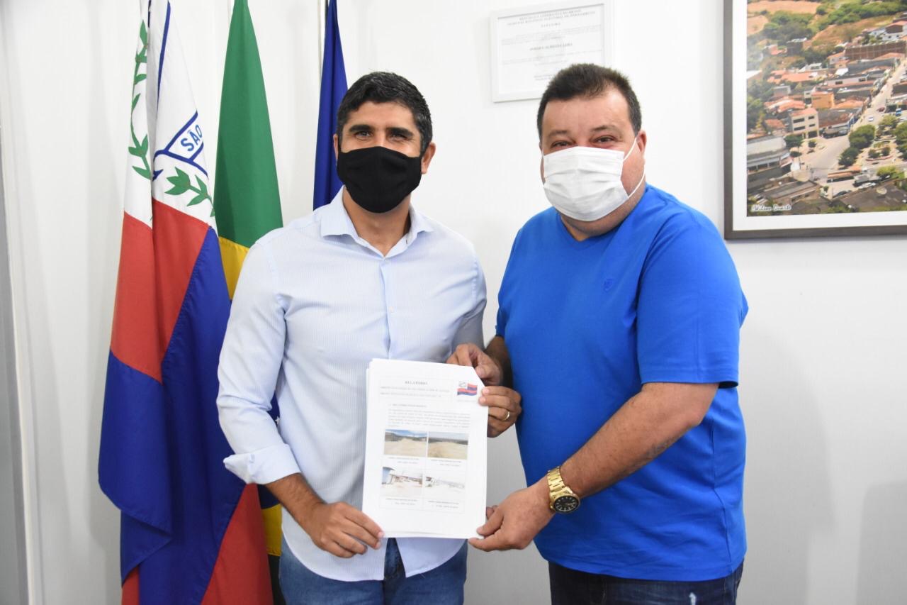 Deputado Lessa amplia relação com prefeitos do Agreste