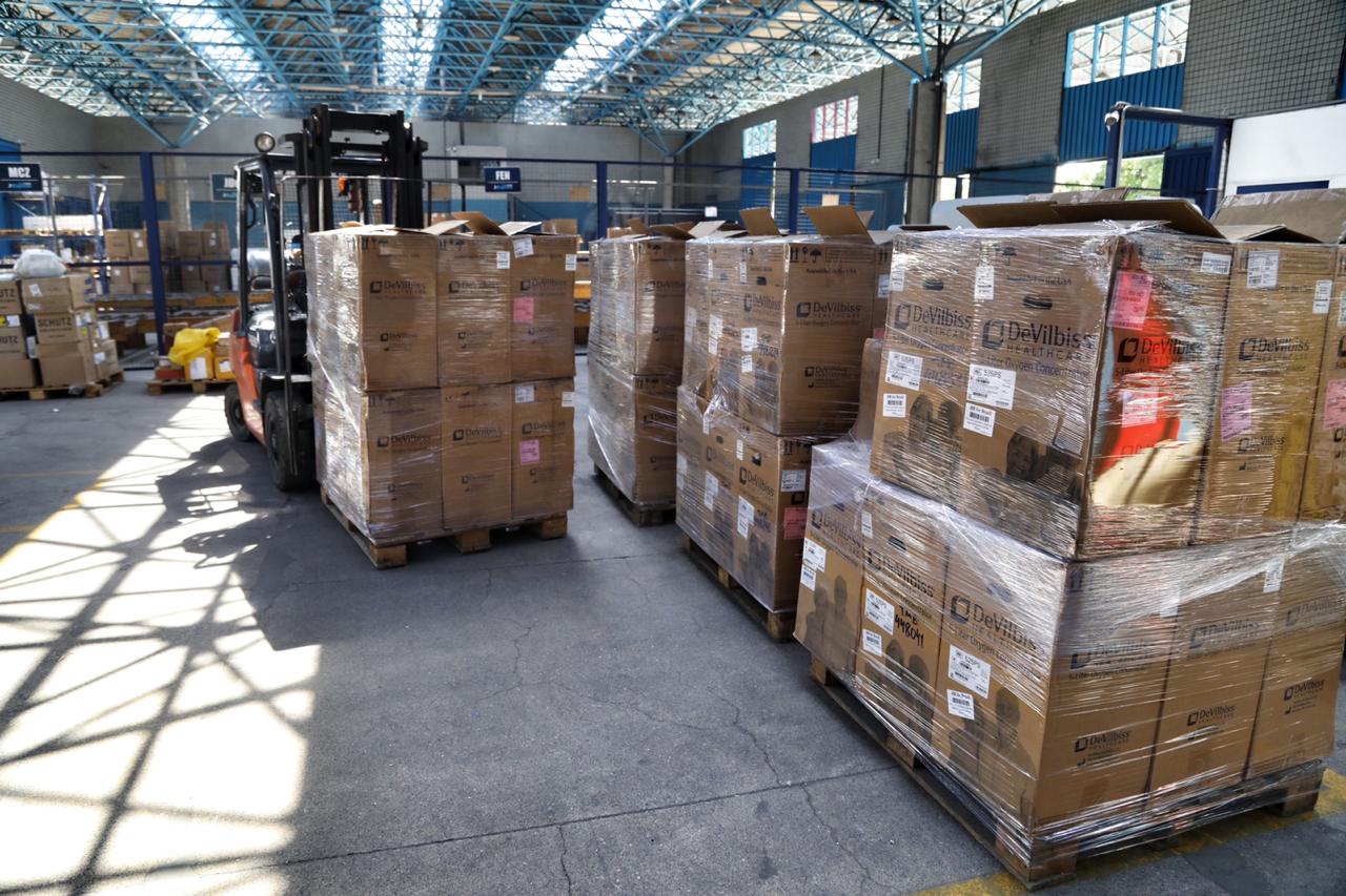 Concentradores de oxigênio do Recife chegam a Manaus