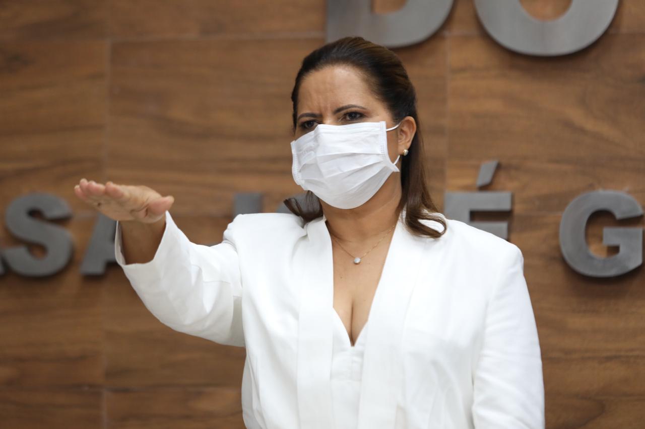 Célia Sales promete trabalhar para todos os ipojucanos