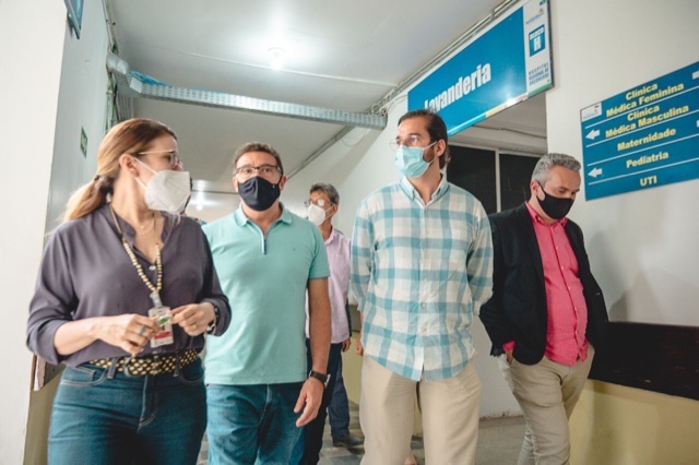 Prefeito de Arcoverde recebe o deputado federal Túlio Gadêlha