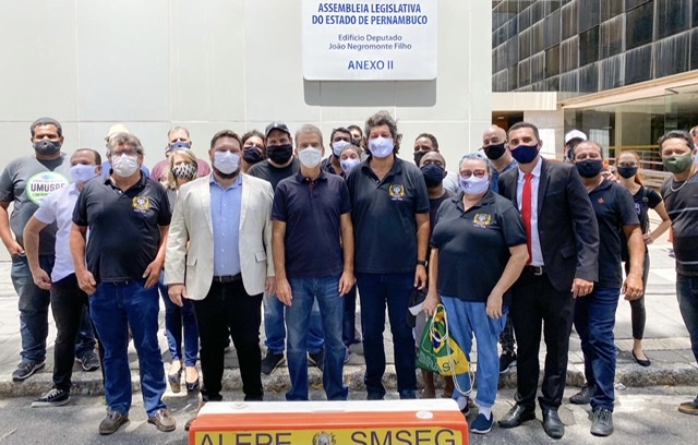 Deputados viabilizam reunião de músicos e produtores com o Estado