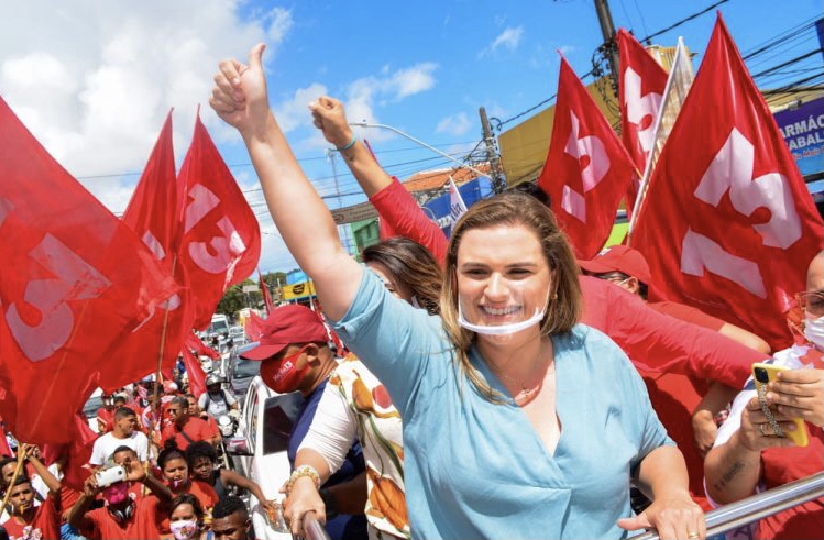 Em entrevista, Marília anuncia que voltará a rodar Pernambuco