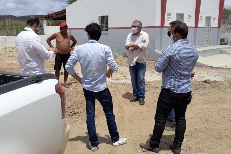 Comunidades rurais de Sertânia receberão água encanada