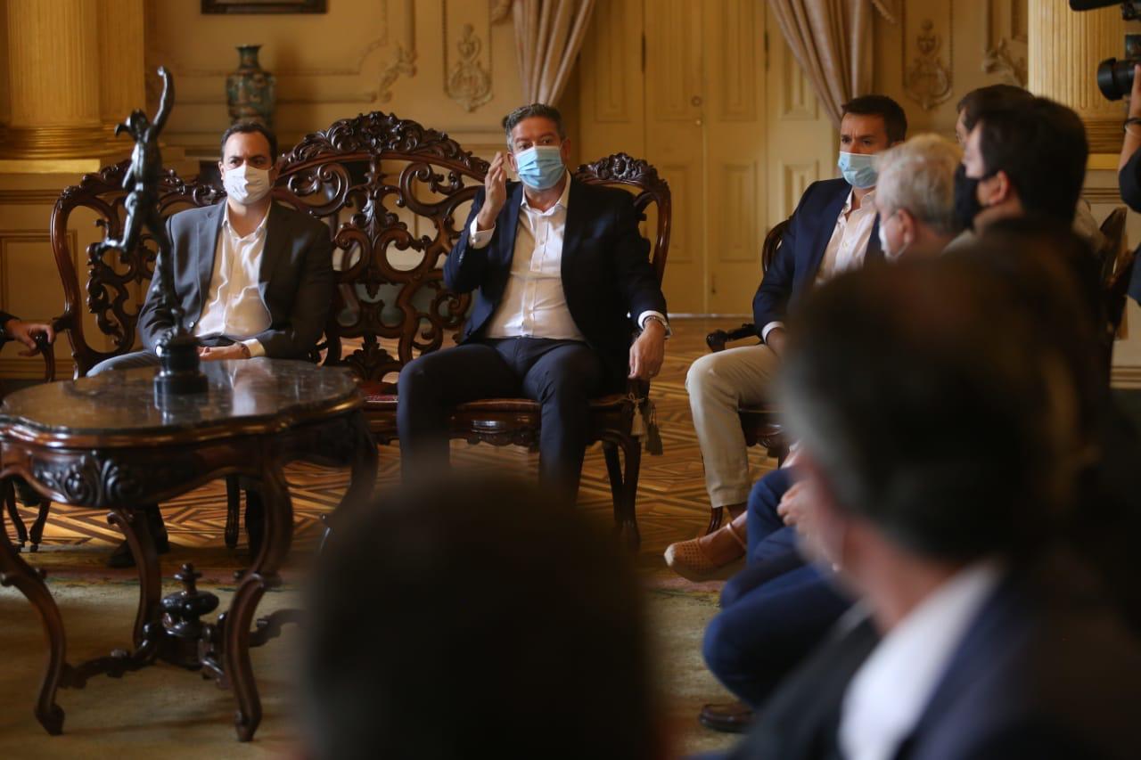 Bancada pernambucana entrega plano de ações a Arthur Lira