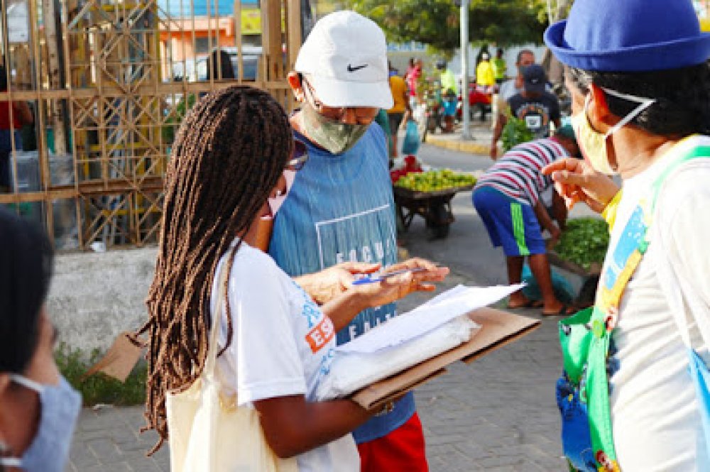 Prefeitura do Cabo cadastra idosos e realiza ação contra Covid-19