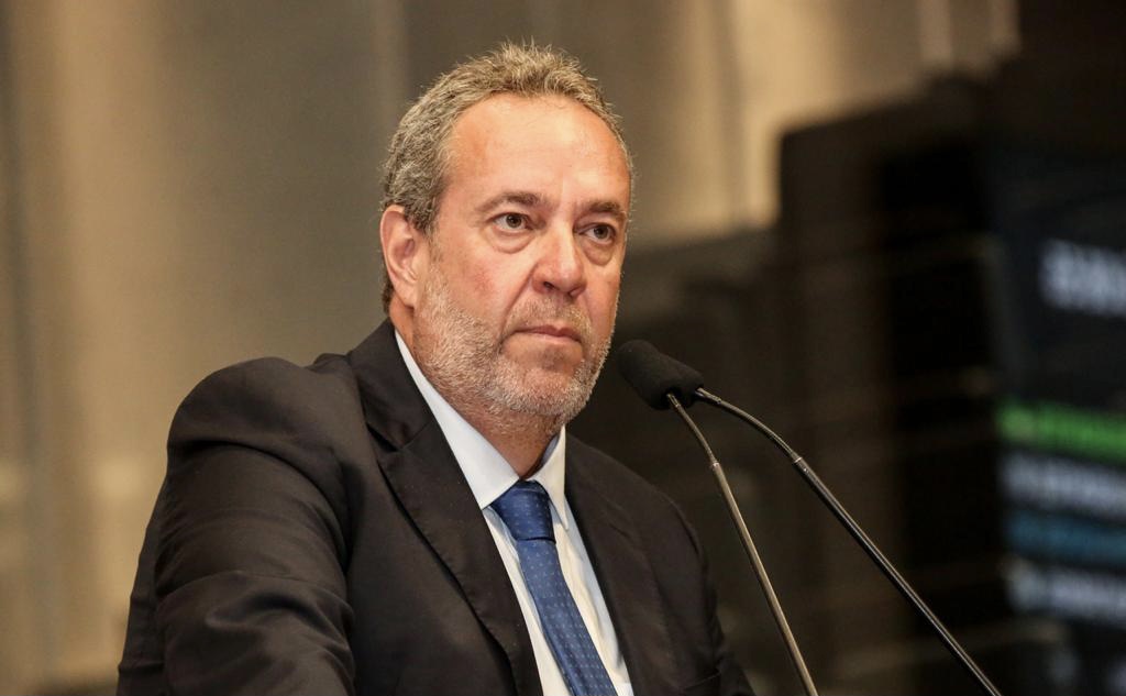 Álvaro Porto solicita sementes e aração para agricultores do Agreste