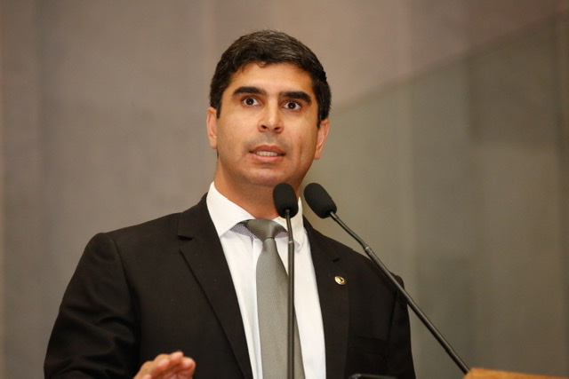 Lessa é reconduzido à presidência da Comissão de Desenvolvimento Econômico e Turismo da Alepe