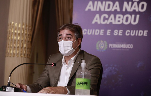 Estado anuncia retomada gradual do ensino presencial